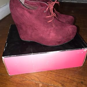 Maroon Wedges! Comfortable and Trendy.